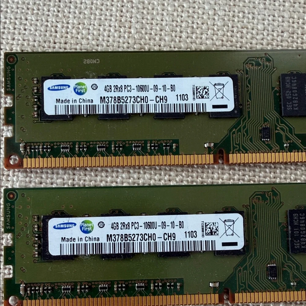 Samsung DDR3 Desktop RAM Modules - Green and Black